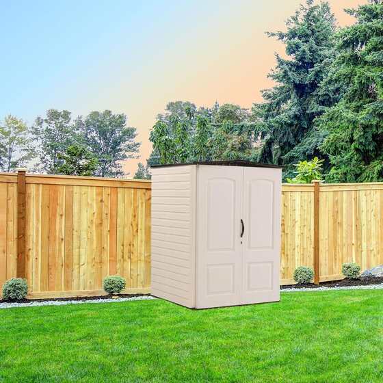 Rubbermaid 5x4 Vertical Storage Shed Kit