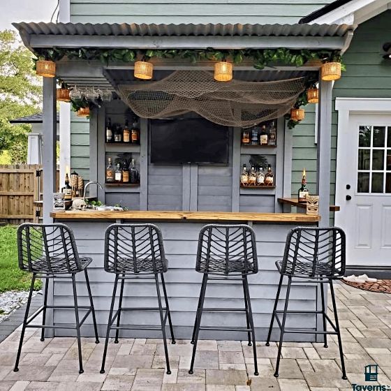 Ready to Paint/Stains: Customize the natural wood finish to perfectly match your outdoor aesthetic.