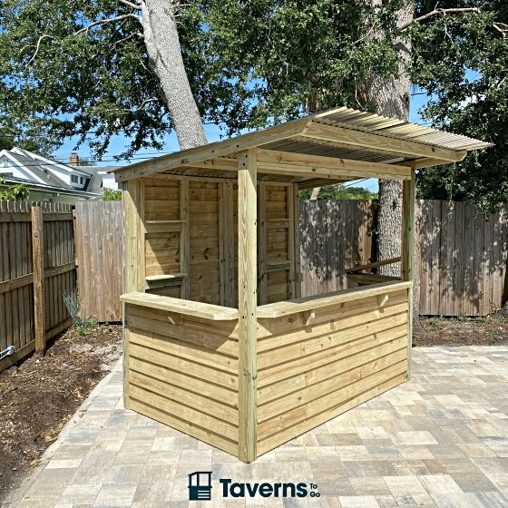 Four-Season Engineering: Built with a rugged steel roof for year-round outdoor use without winter covers.