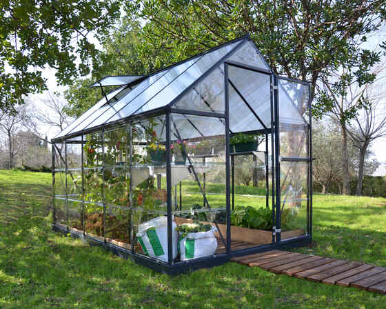The Nature Hybrid Greenhouse creates an ideal growing environment where plants can thrive and flourish.