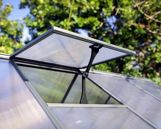 Includes one adjustable roof vent for improved airflow and temperature control.