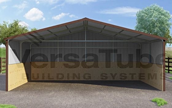 Open-Front Design: Easy, unobstructed access for livestock or equipment