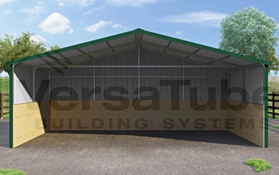 Open-Front Design: Easy, unobstructed access for livestock or equipment